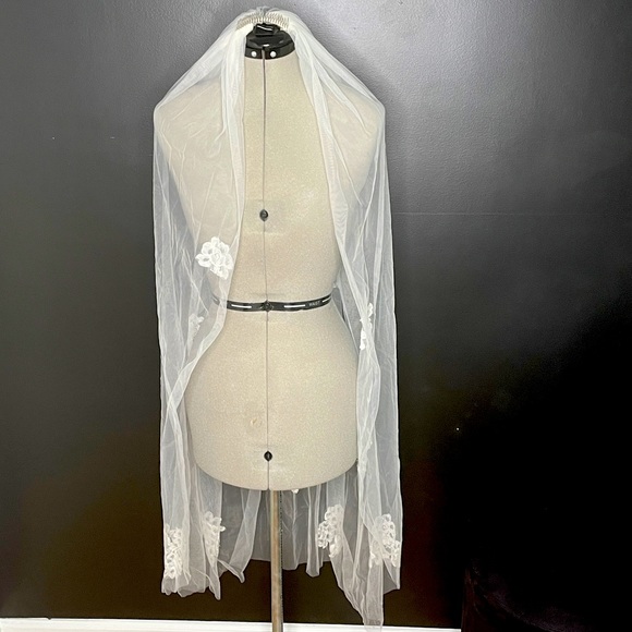 Bridal handmade veil main image 8